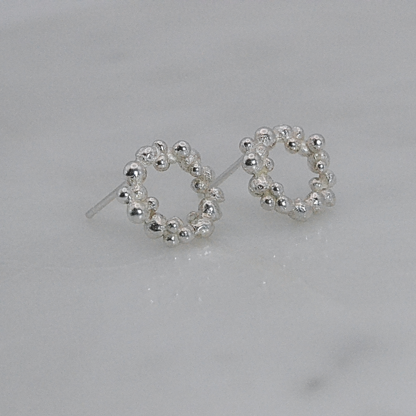 Midi Circle Orbit Silver Stud