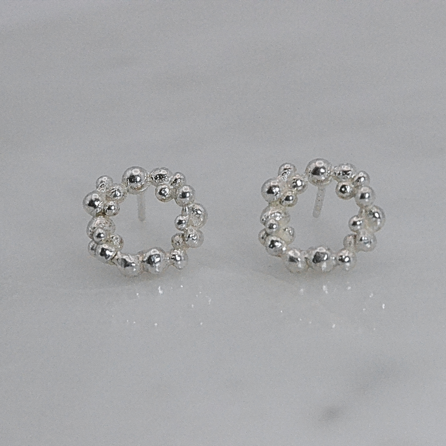 Midi Circle Orbit Silver Stud