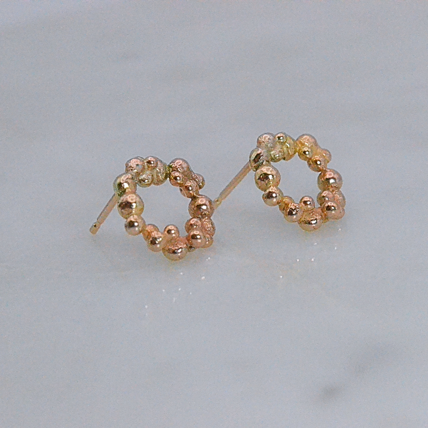 Midi Circle Orbit 9ct Gold Stud