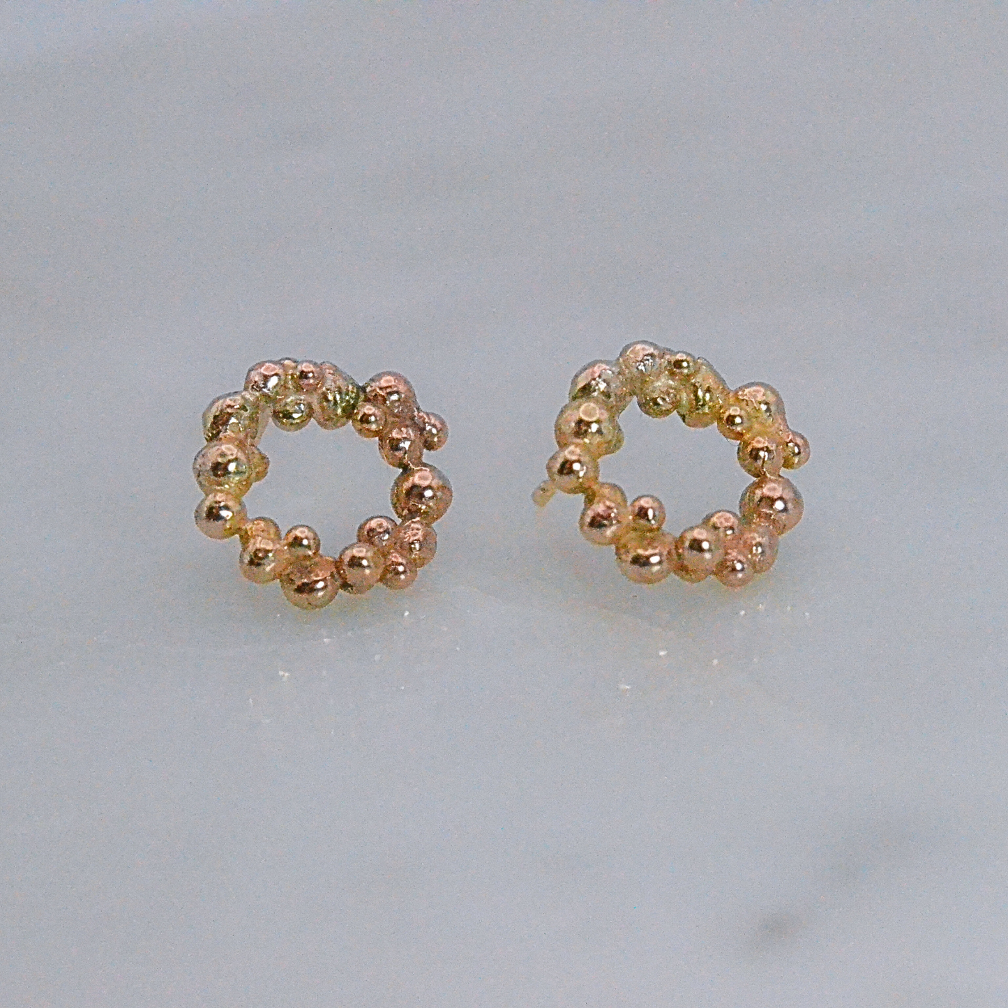 Midi Circle Orbit 9ct Gold Stud